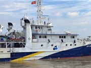 Hơn 30 nhà khoa học Việt Nam và Pháp khảo sát vùng biển ven bờ